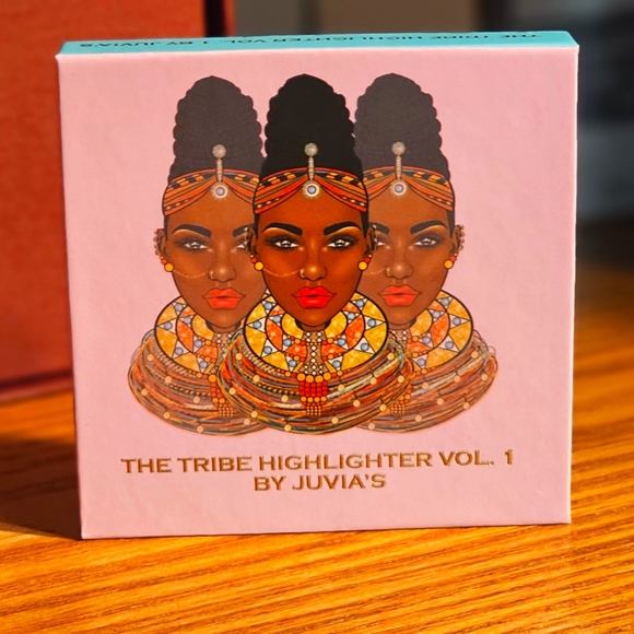 Juvia's Place Tribe Highlighter Volume 1 - Picture 2 of 4